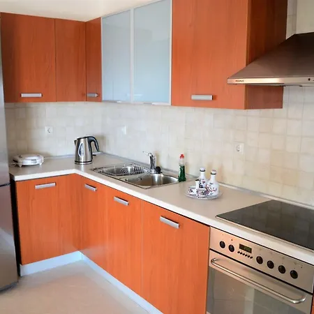 Aneto | Beautiful New Apartman Haráki